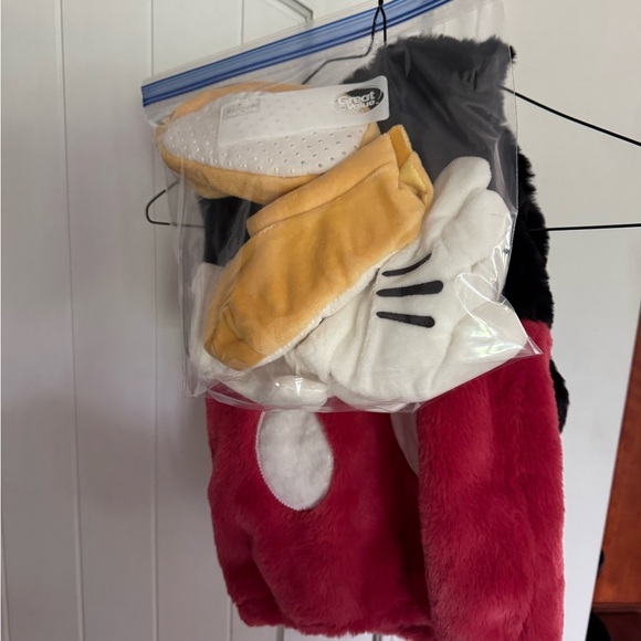Pottery Barn Kids Mickey Costume - Picture 2 of 3